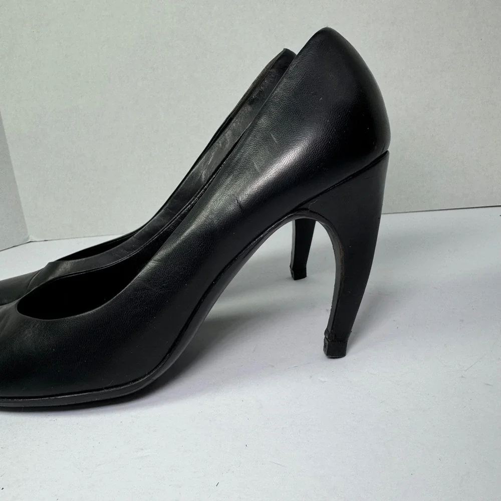 Prada Black Leather Pointed Toe Stiletto High Heel Pumps Made in Italy Women's - Picture 4 of 11